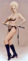 Liz-Renay