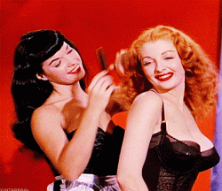 Bettie-Page-and-Tempest-Storm