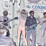 Carol-Doda-on-stage-with-the-band