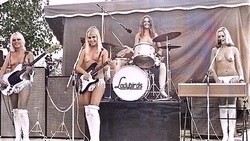 Ladybrds-performing-topless-outdoors