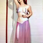 Burlesque-performer