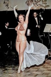 Betty-Howard-with-a-flourish-at-the-end