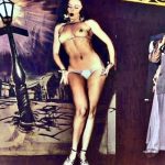 Stripper-Kalantan-with-the-band